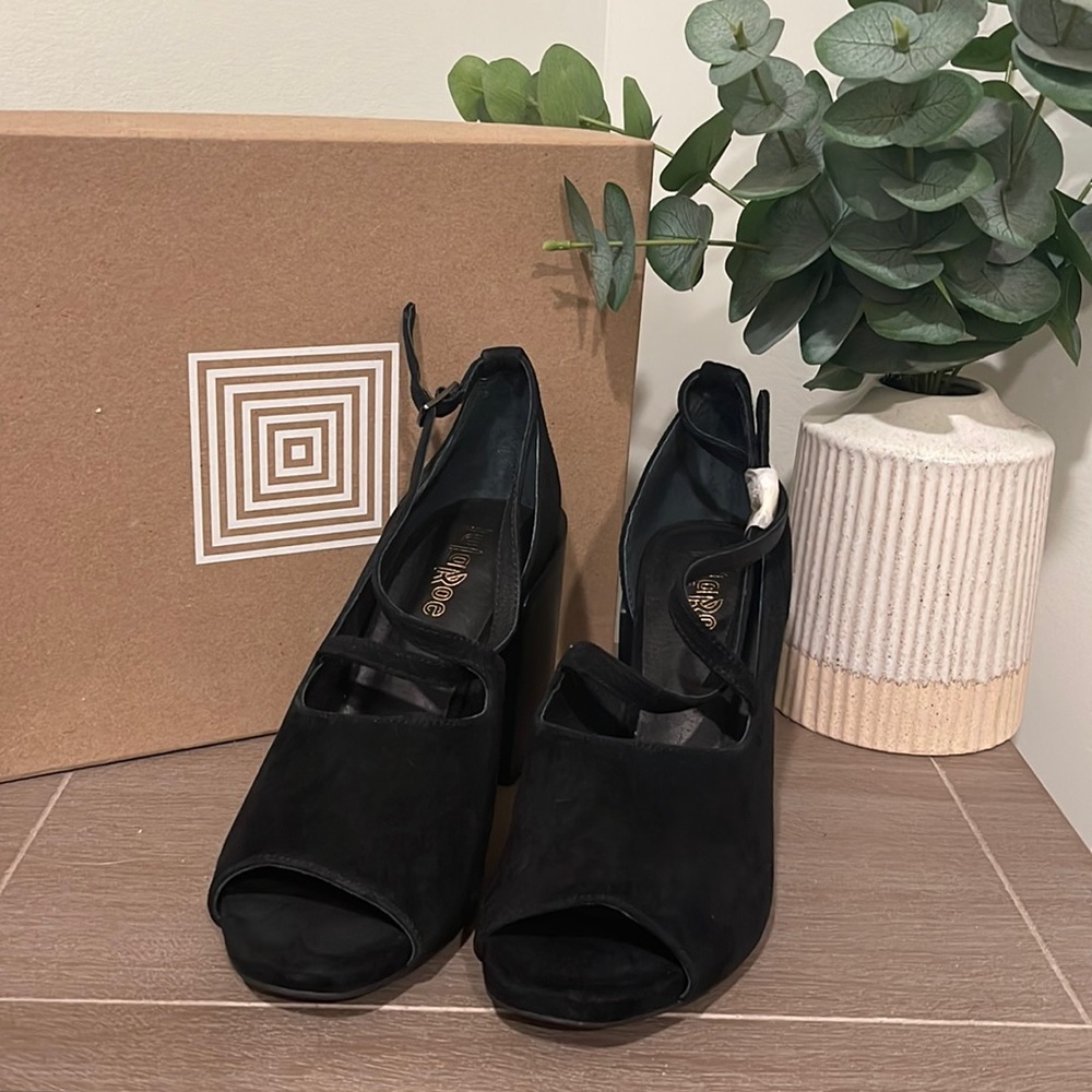 Yummy Platform shoes!